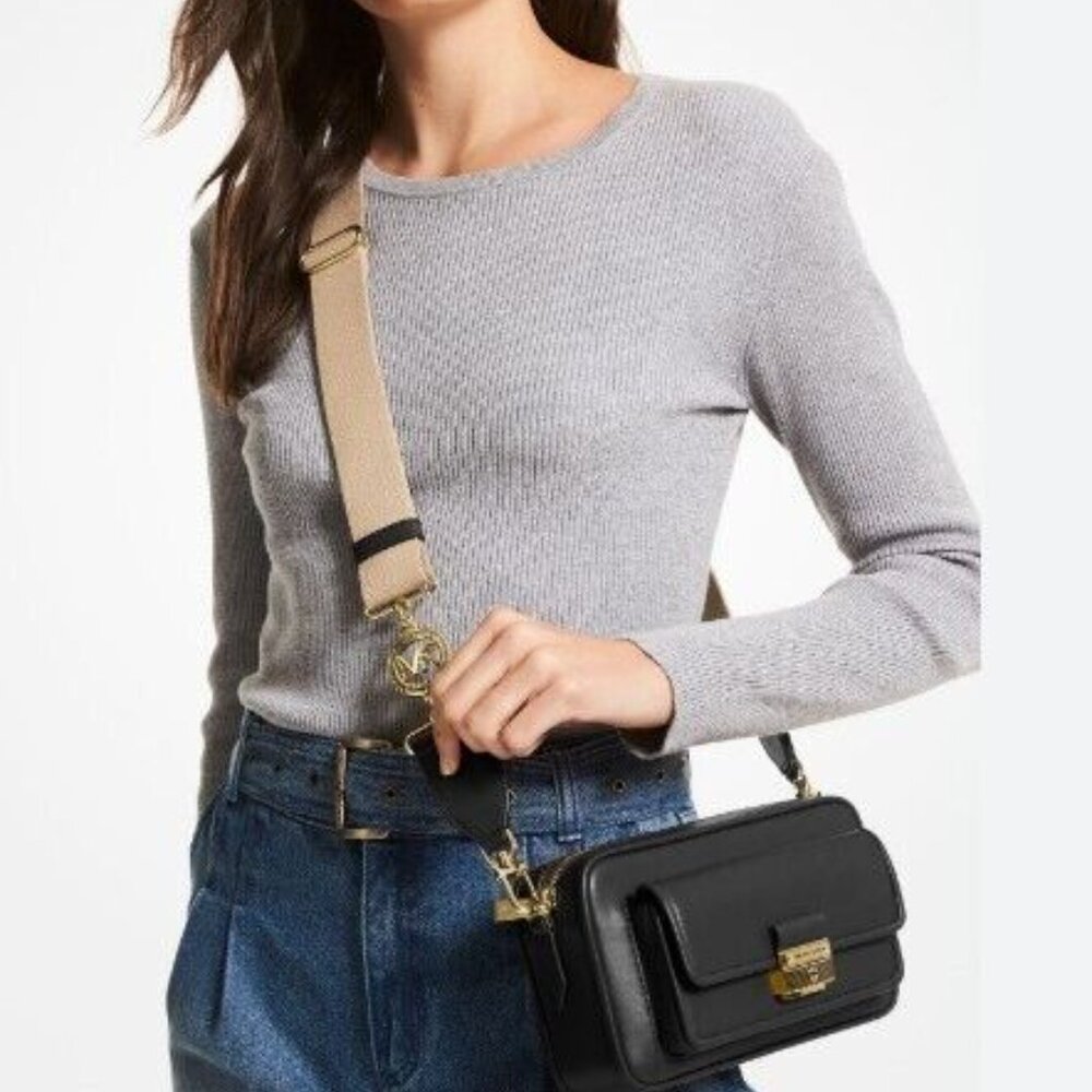 NWT MICHAEL KORS Bradshaw Medium Pocket Camera Crossbody - Black